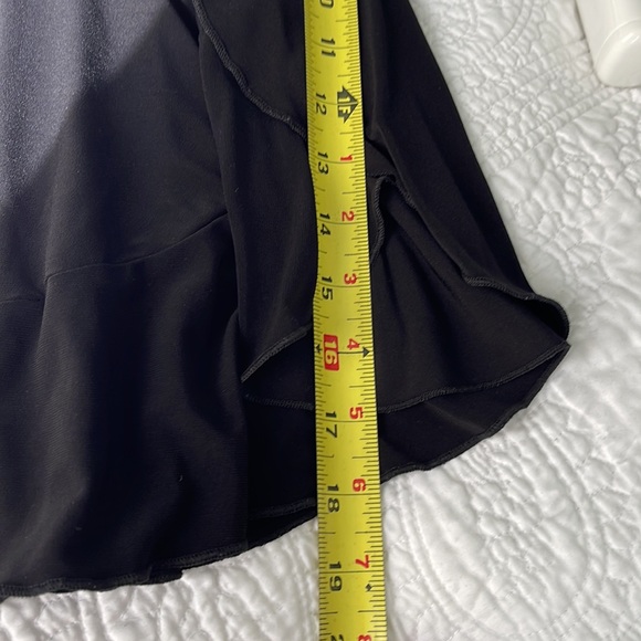 Elegant Coco Bianco EUC Black Off the Shoulder or Scoop Neck Top.  Size L - Picture 5 of 5